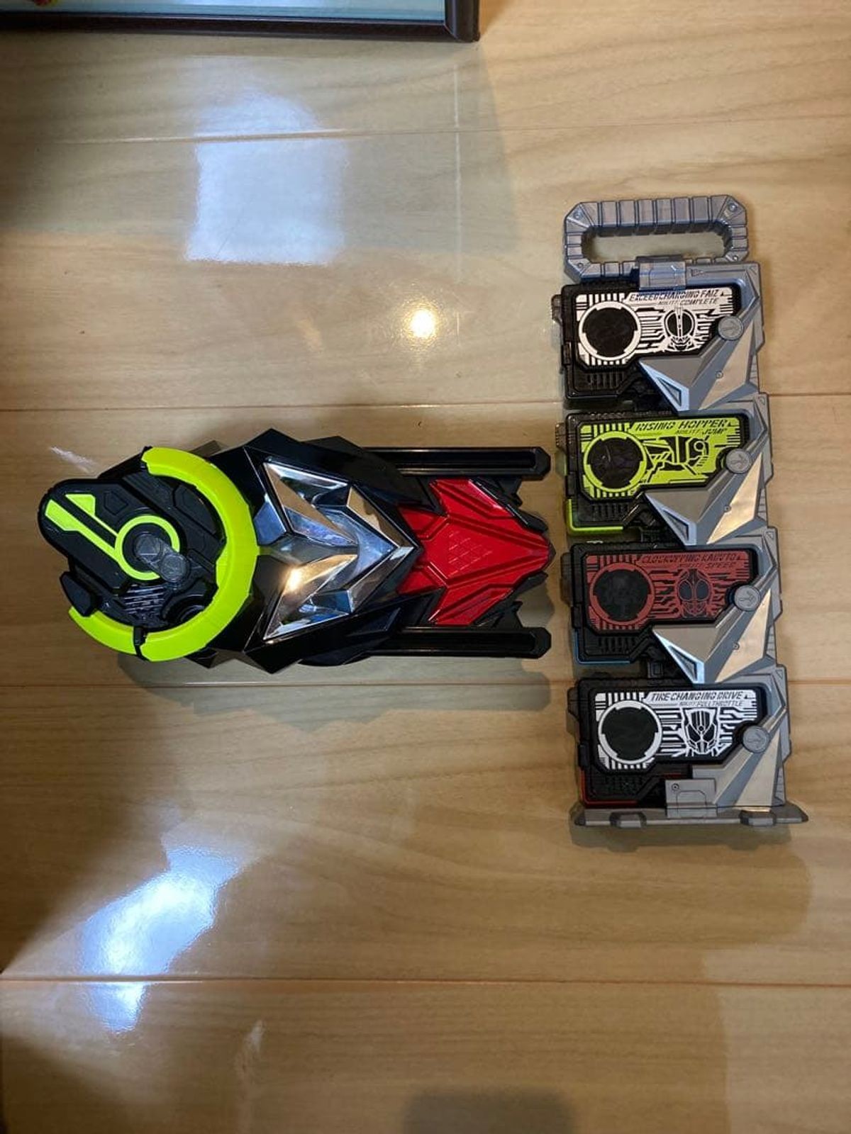 Kamen Rider Zero-One Transformation Belt & Card Set - Used