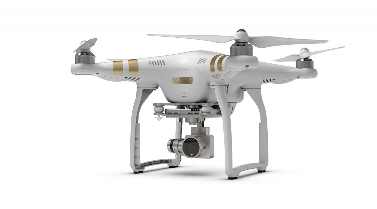 DJI Phantom 3 Advanced Drone w/ Phantom 3 Professional Camera & Gimbal (working)
