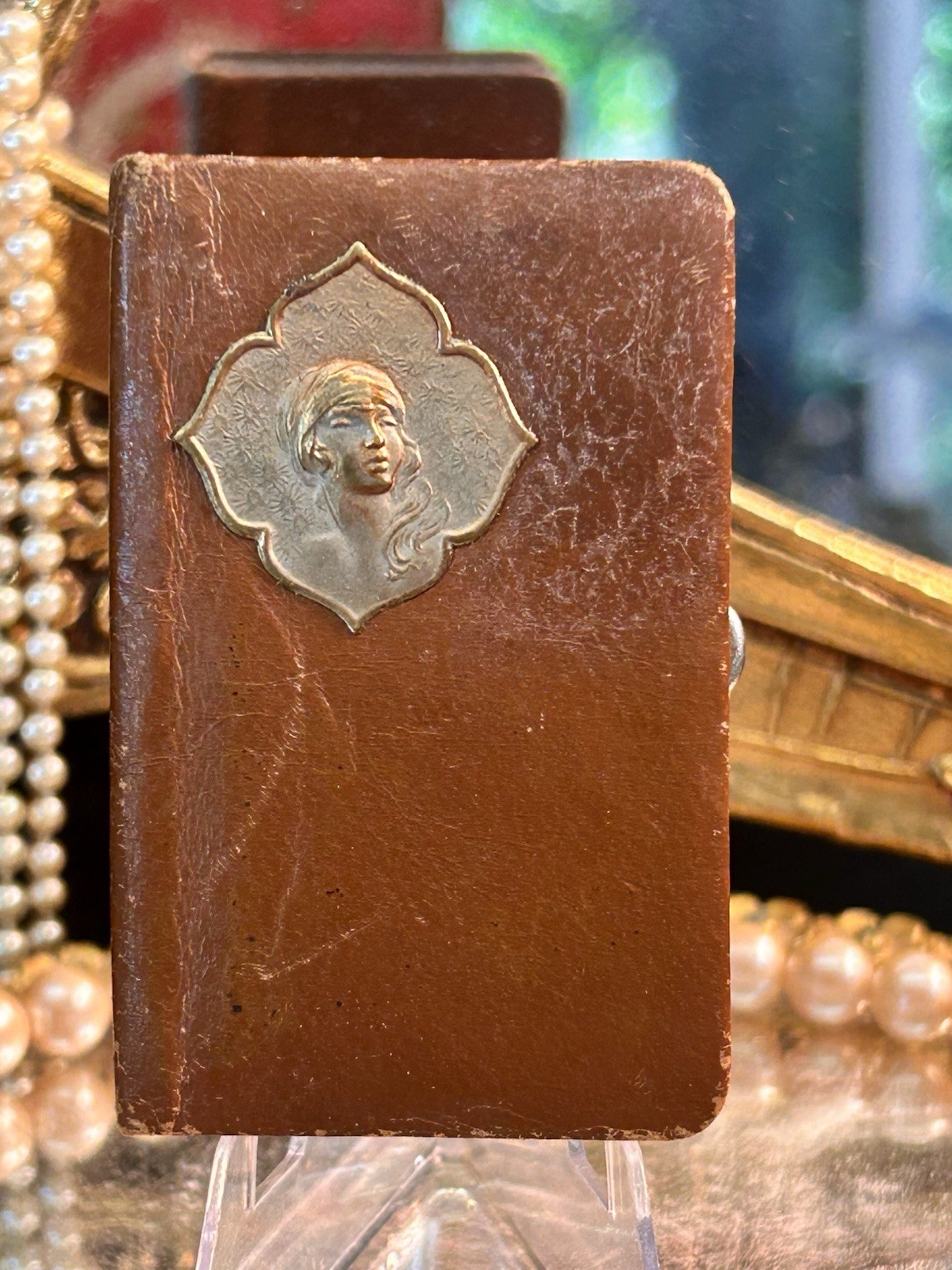 Vtg Art Deco Leather Compact Cameo Lady Portrait Rouge Powder Case Vanity 1930s