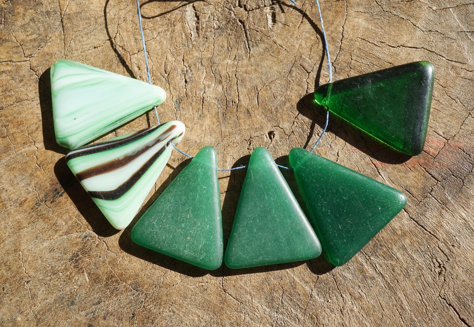 6 Large Antique Green African "Wedding Beads" Triangle Shaped (2784L614)