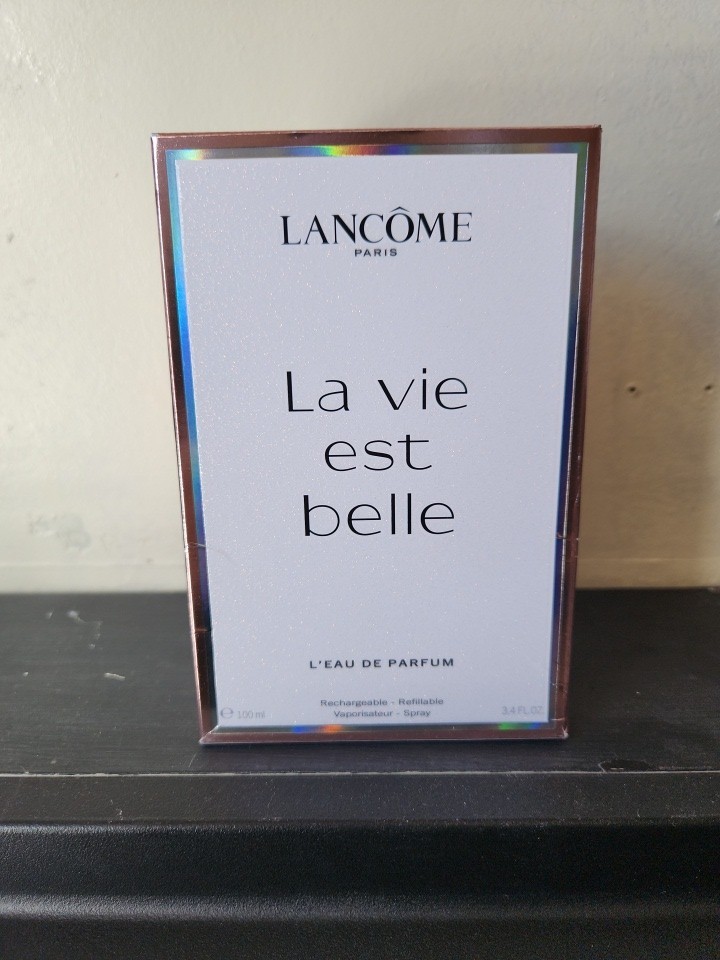 Lancome La Vie Est Belle  L'Eau De Parfum 3.4 Fl Oz 100 ml Spray NEW Open Box