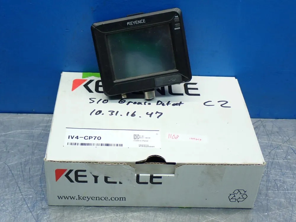 KEYENCE IV-SERIES INTELLIGENT MONITOR IV-M30