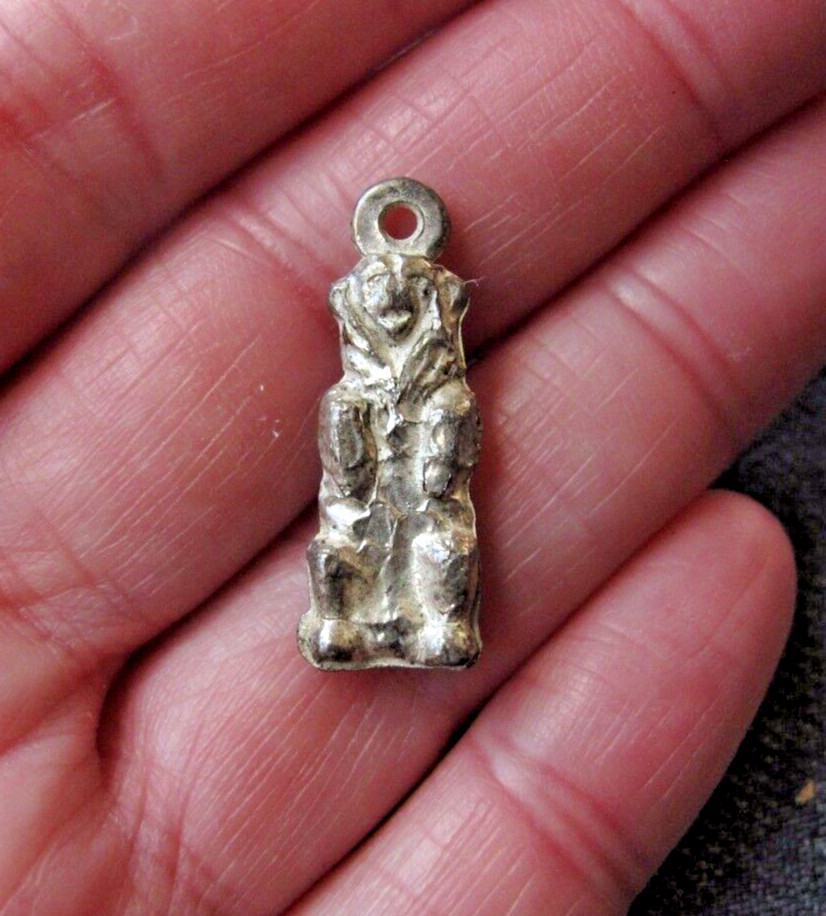 VINTAGE SILVERED PLASTIC DOG CHARM PENDANT