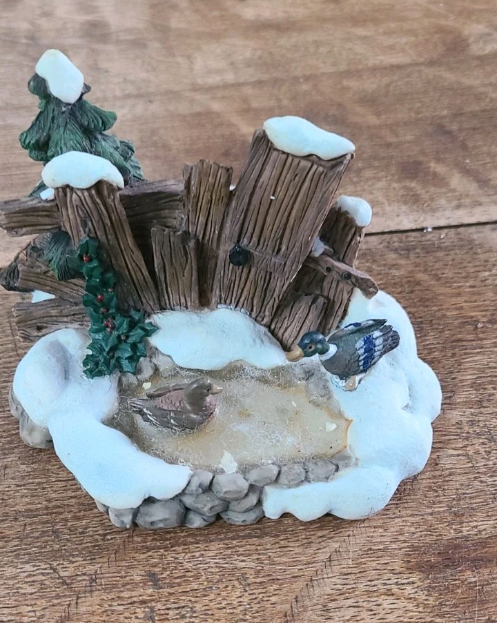 Holiday Time Christmas Village Pond Accessory With Ducks Wildlife Snow Vintage