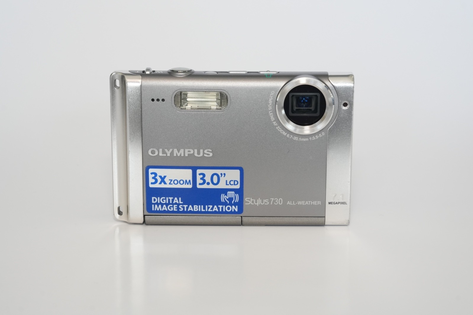OLYMPUS Stylus 730 All-Weather 7.1MP Silver Digital Camera *TESTED*