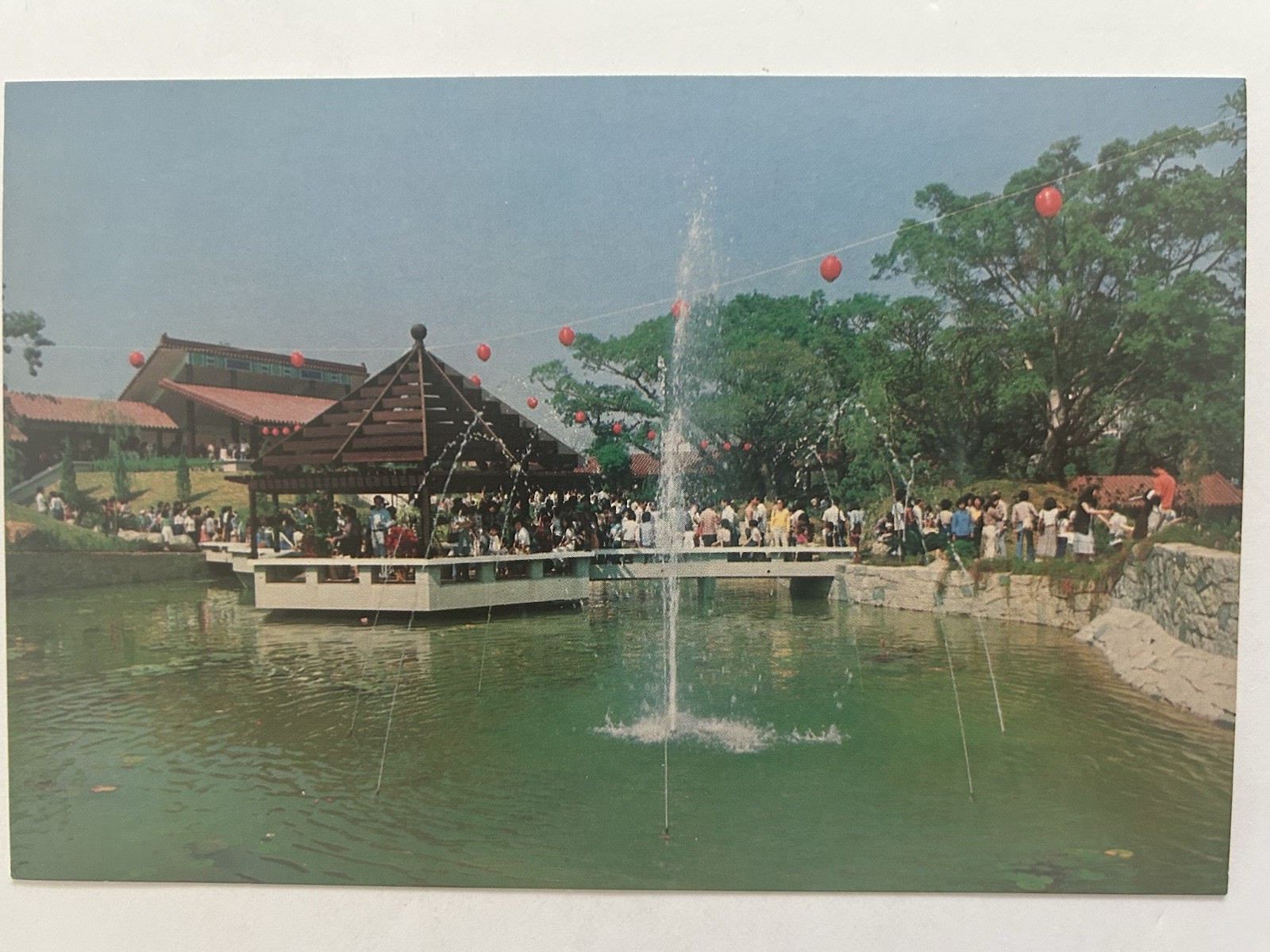Hong Kong China Vintage 4x6 Postcard | Kowloon Park Pavilions And Fountain
