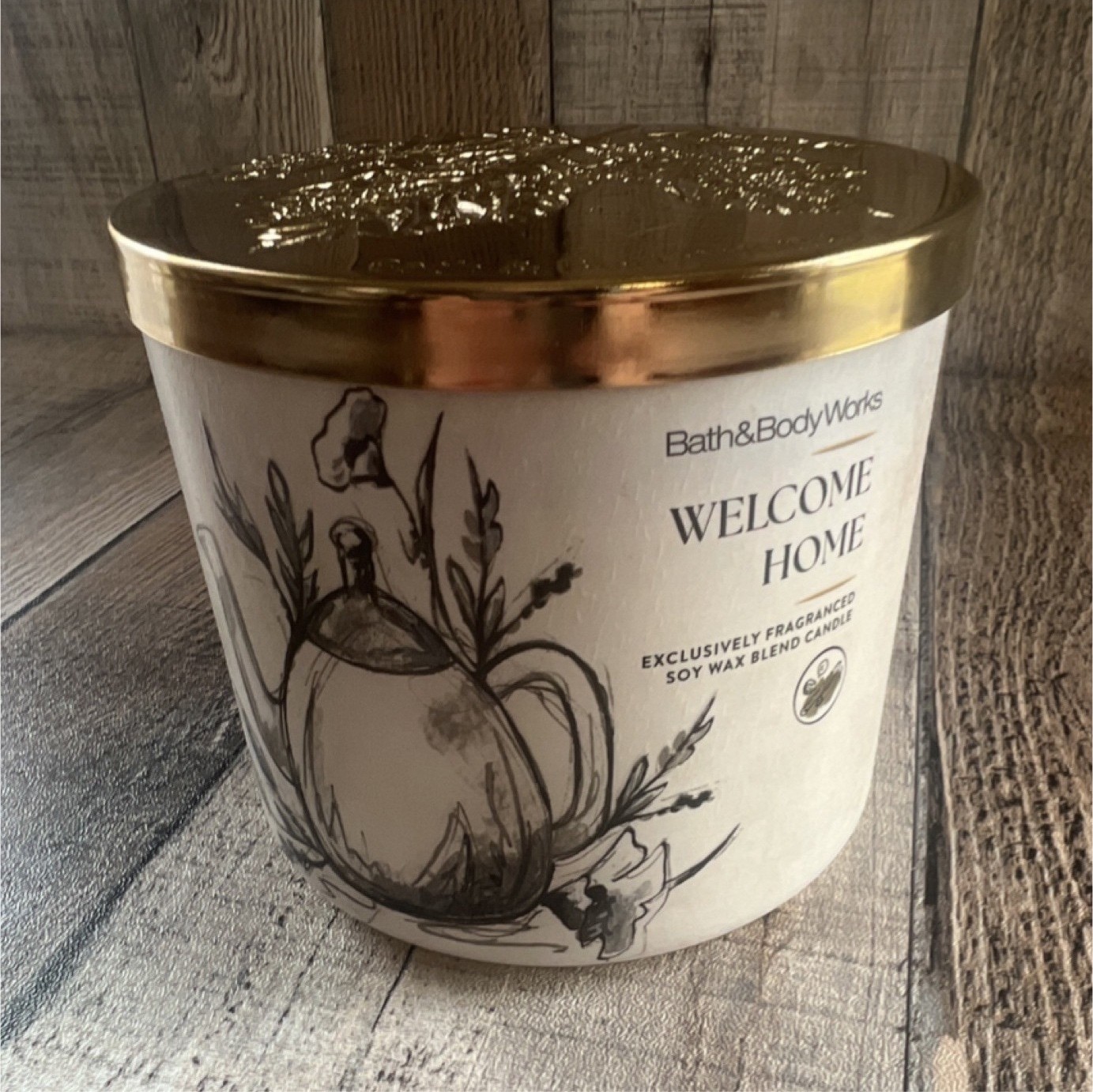 Bath & Body Works Welcome Home 3-Wick Jar Candle Welcome Home Scent 14.5 oz