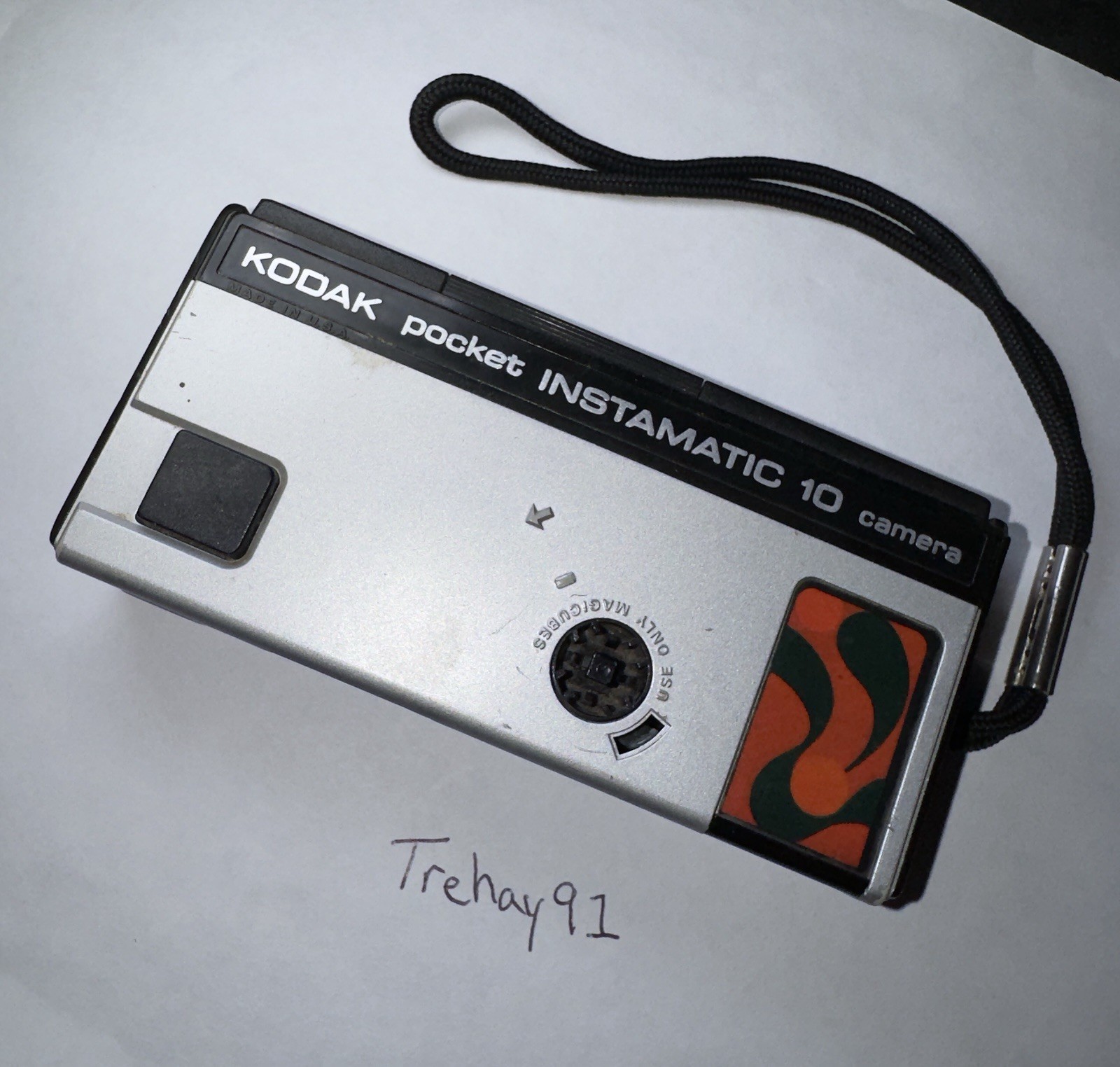 Kodak Pocket Instamatic 10 Camera (Vintage) *UNTESTED*