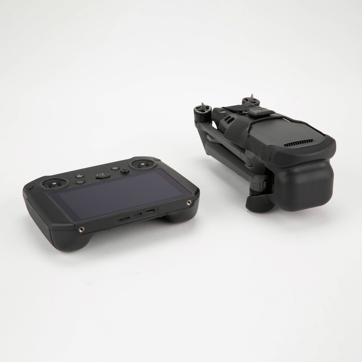 DJI Mavic 3 Cine Premium Combo - SKU#1690760