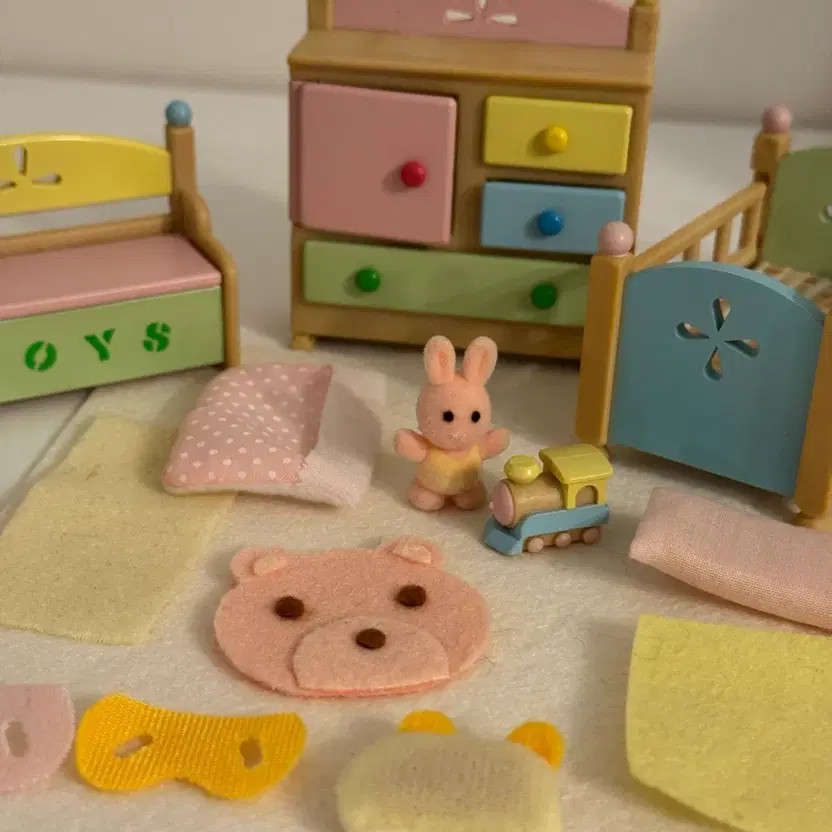 Sylvanian Families Old Baby Room Set - Unopened & New
