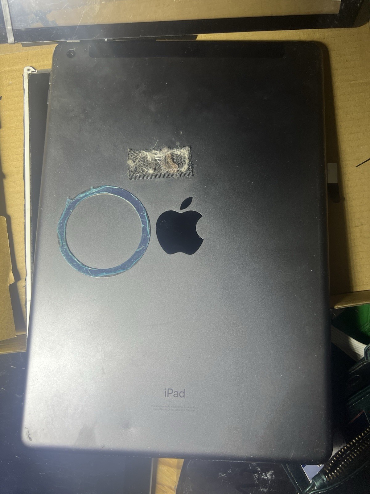 Apple iPad A2603 , Battery, LCD Screen, Digitizer - Gray and ipad 1893 