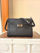 NWT 903 Small Lee Radziwill Pebbled Shoulder Bag Leather Black 24x18x8cm