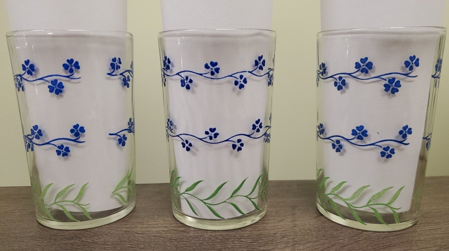 Set of 3 Swanky Swig Juice Glasses Flowers Blue Green Green Vintage 4 ounces