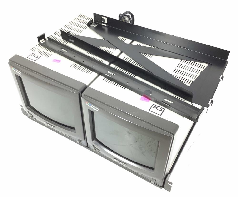 Dual SONY PVM-8221 Professional Video Monitor Super Fine Pitch Trinitron 9”