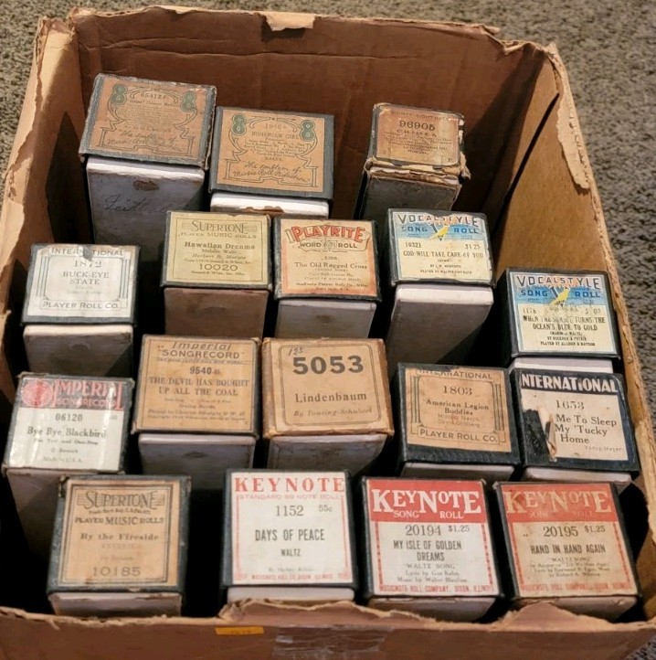 Assorted Lot Of 17 Player Piano Rolls Keynote International 88 Supertone 