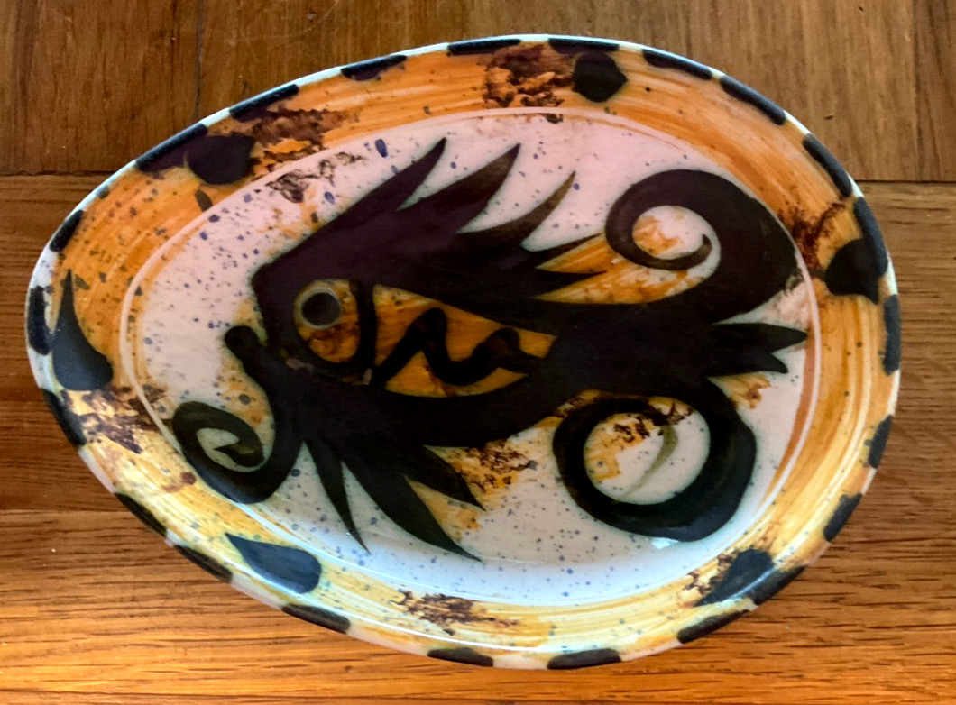 Gorgeous Vintage 1970s Celtic Pottery Gold Stylised Fish Bowl Newlyn Cornwall