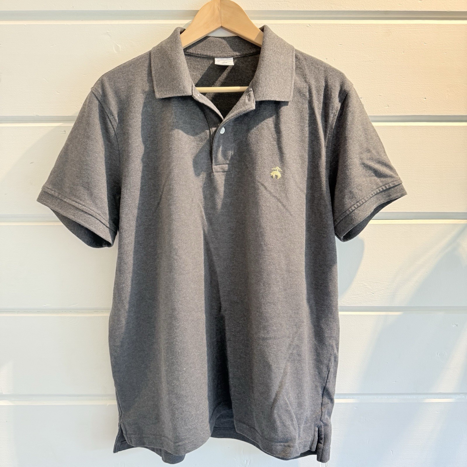 Brooks Brothers Men's XL Grey Short Sleeve Polo Shirt Slim Fit, Preppy, Golf