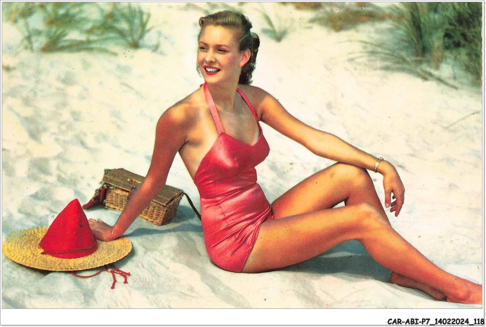 CAR-ABIP7-0621-WOMAN - Portrait Of A Woman