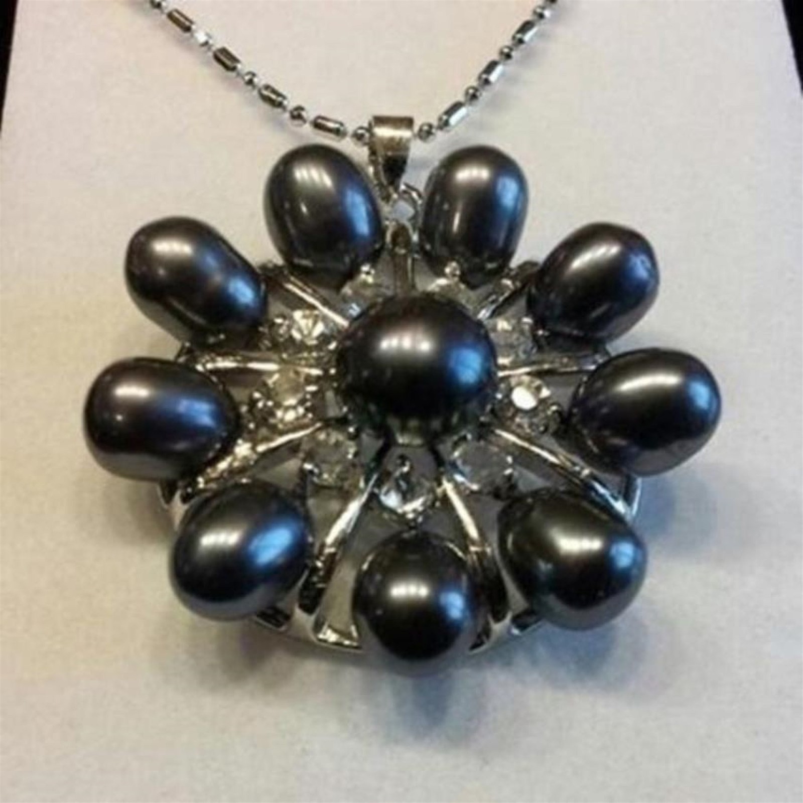 Black 10-Pearl Freshwater & Center Akoya 30mm Pendant Necklace 16" 18K WGP Chain