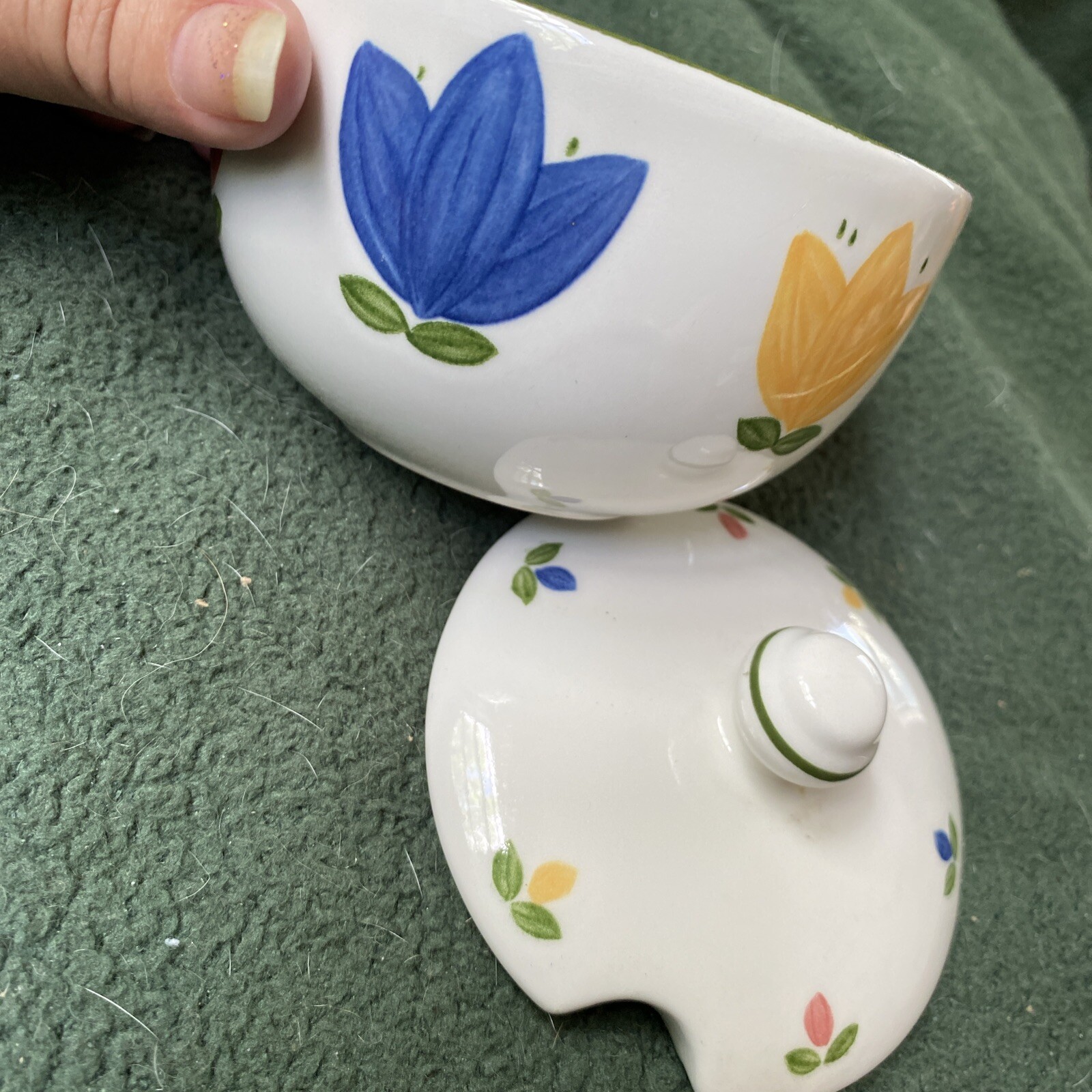 Vtg Ceramic Covered Sugar Bowl Dish With Floral Pattern Made In England