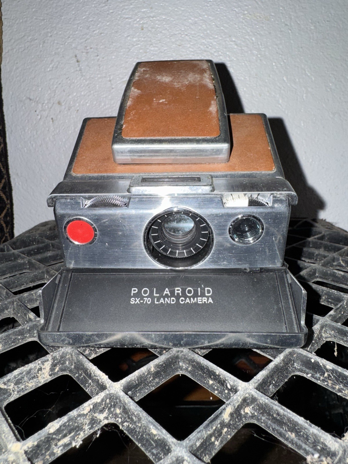 Vintage Polaroid SX-70 Land Camera Folding SLR – Untested – As-Is