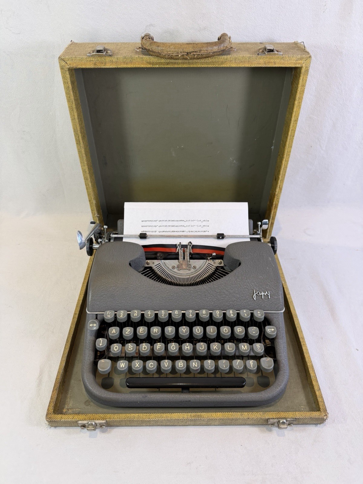 Japy Script Typewriter Excellent, Cleaned Condition, + New Ribbon Years 50