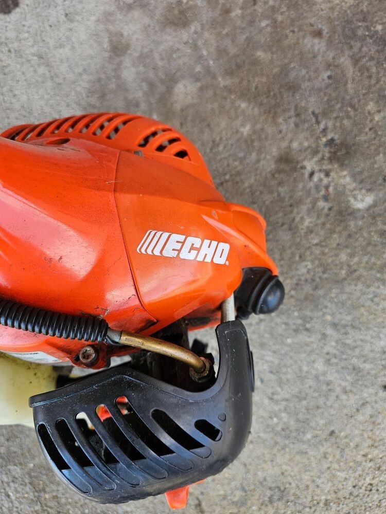 ECHO SRM 225 GAS POWERED WEED EATER