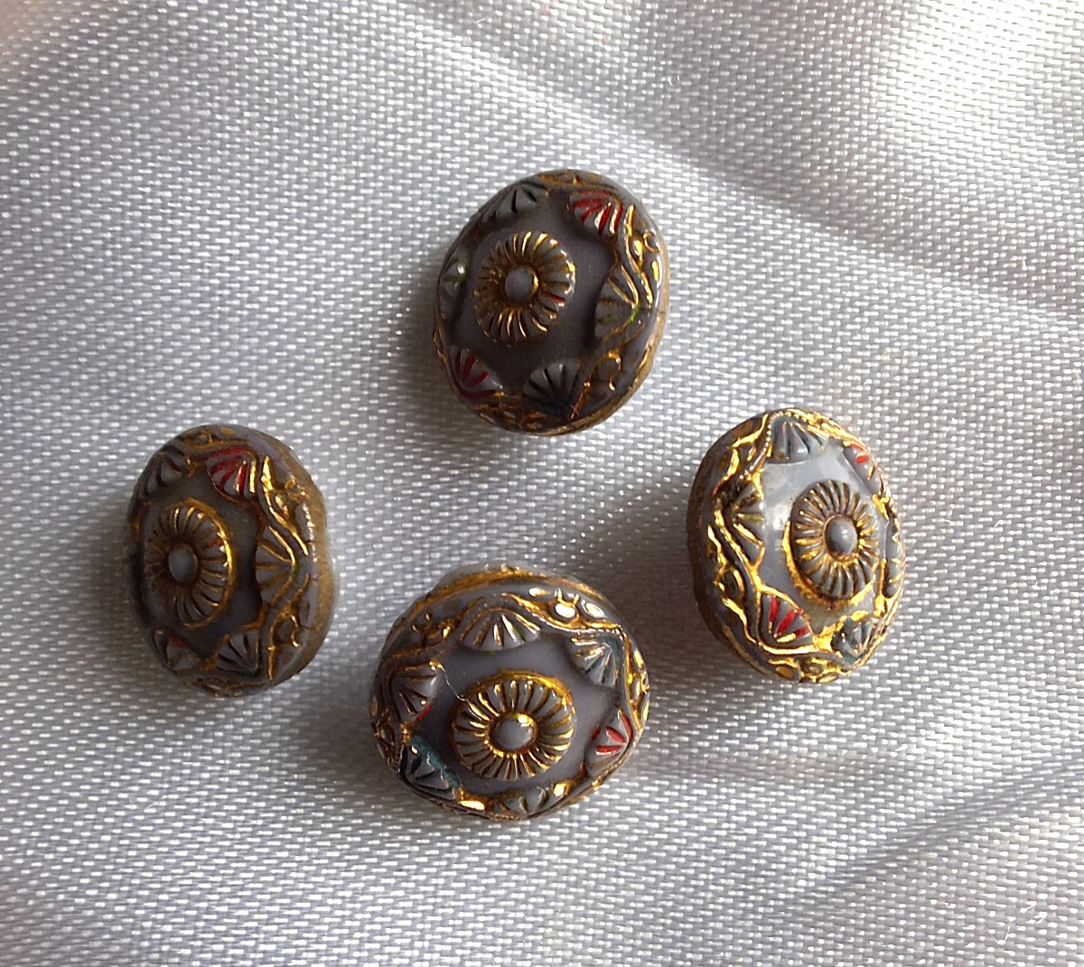 Lot of 4 Victorian Antique Lavender & Gold 3/8" Pressed Glass Self Shank Buttons