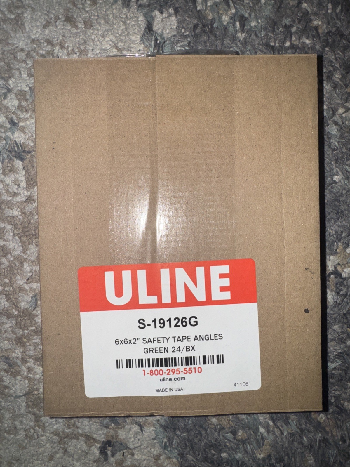 Mighty Line® Deluxe Safety Tape Angles - 6 x 6 x 2", Green