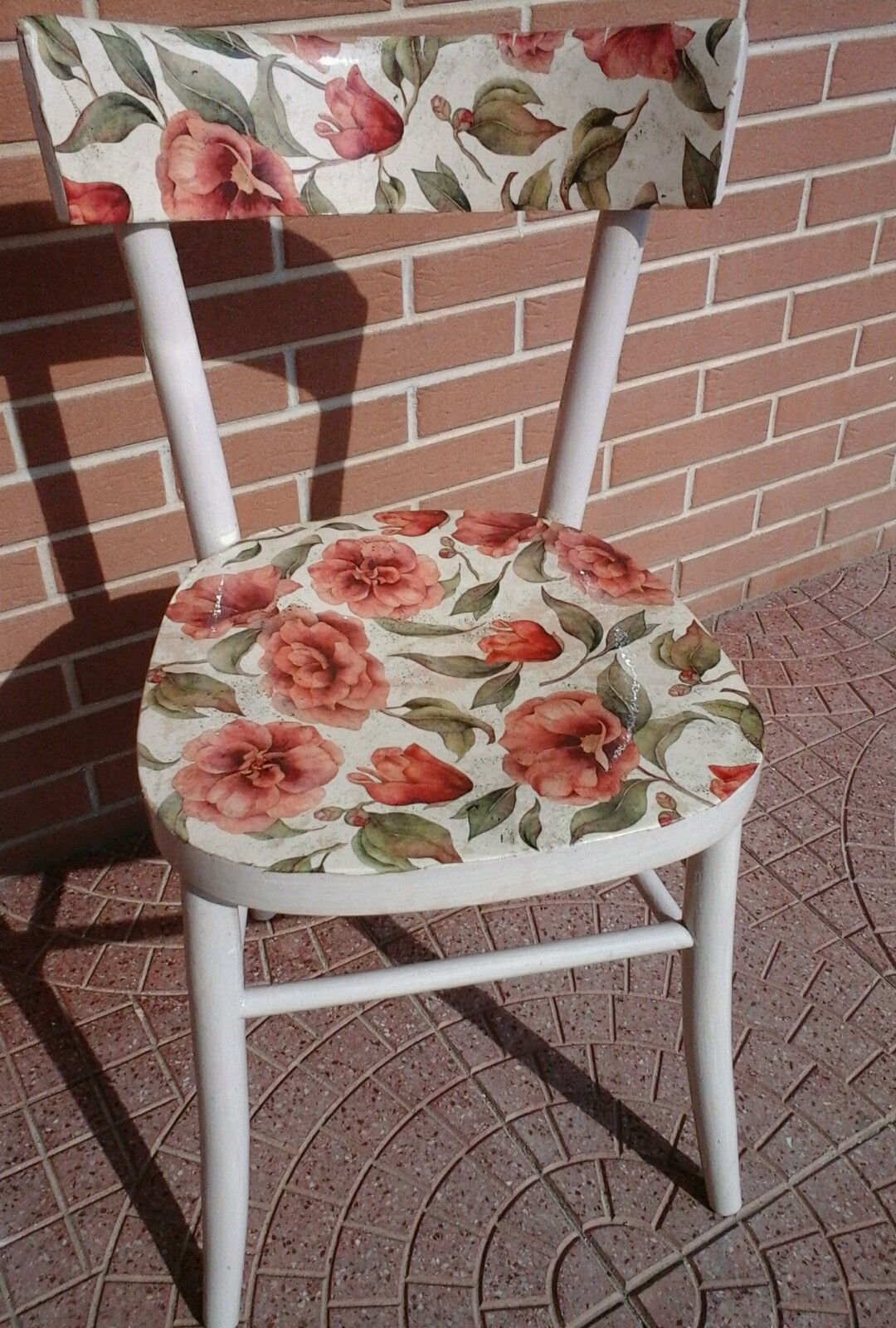 Shabby Chair, Floral Decoration, Handmade Finish, 70s Model
