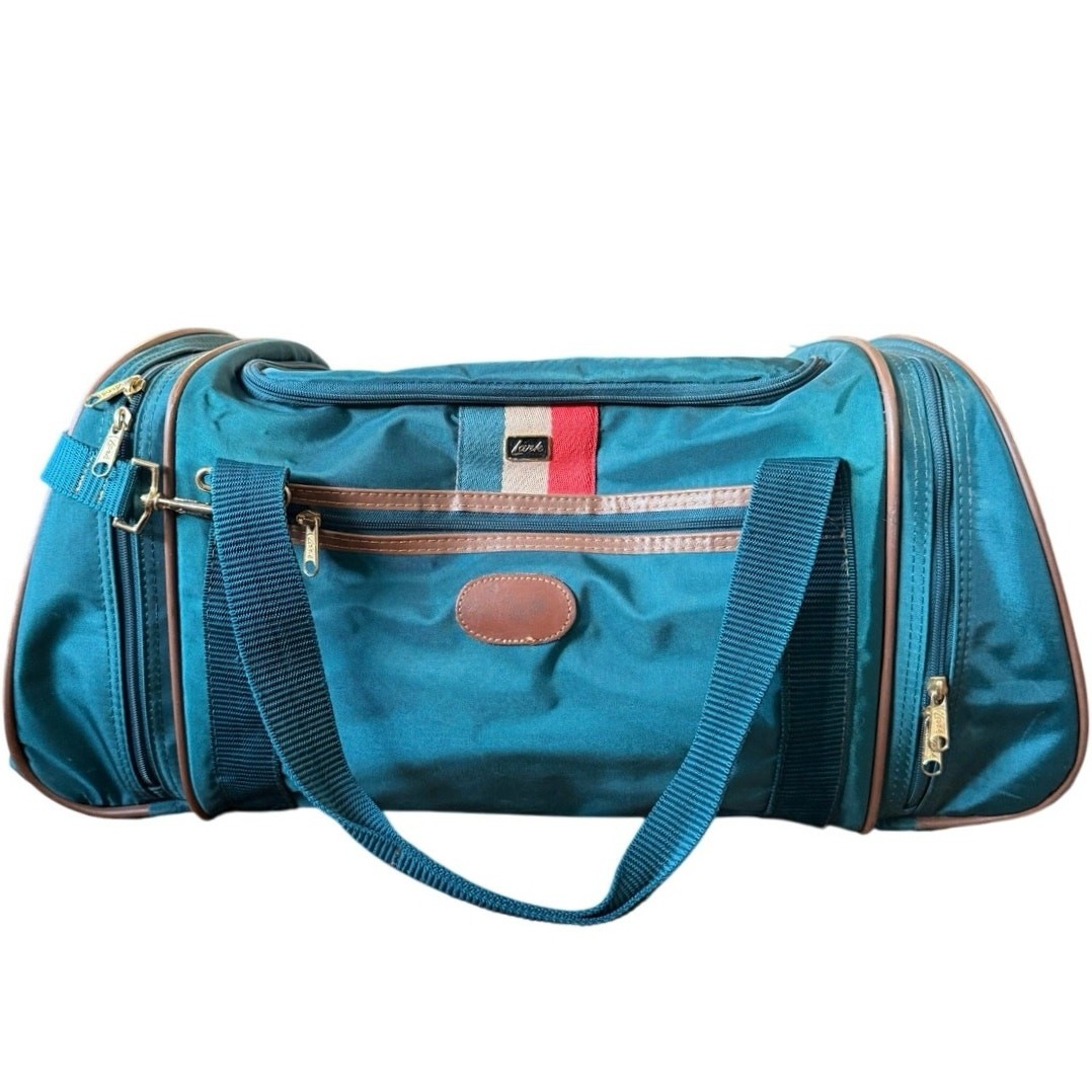 Vintage 90s Lark Luggage Green Nylon 1991 Duffle Bag Shoulder Strap Carry On