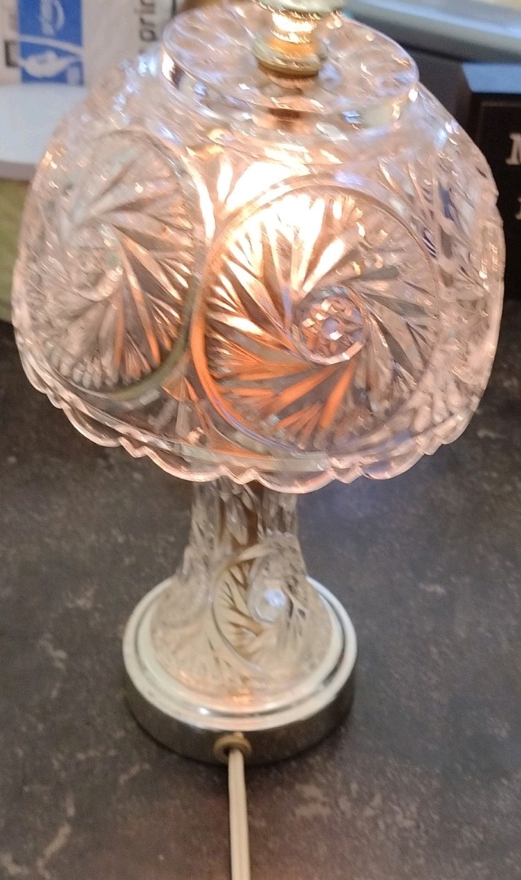 Cut Glass Crystal Table Lamp Dome Shade Swirl Pattern Art Deco Glossy Finish