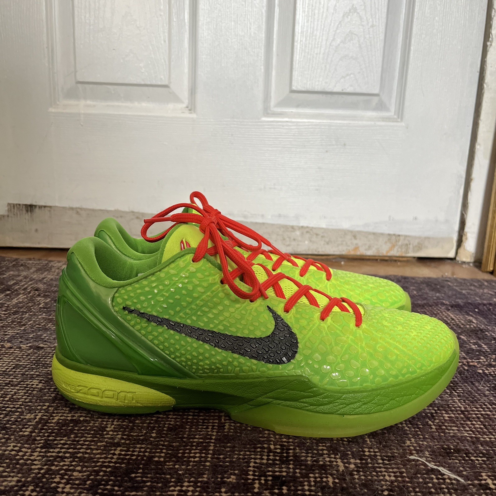 Kobe 6 Protro Low Reverse Grinch FV4921-708 Mens Basketball Shoes Sz 10.5 No Box