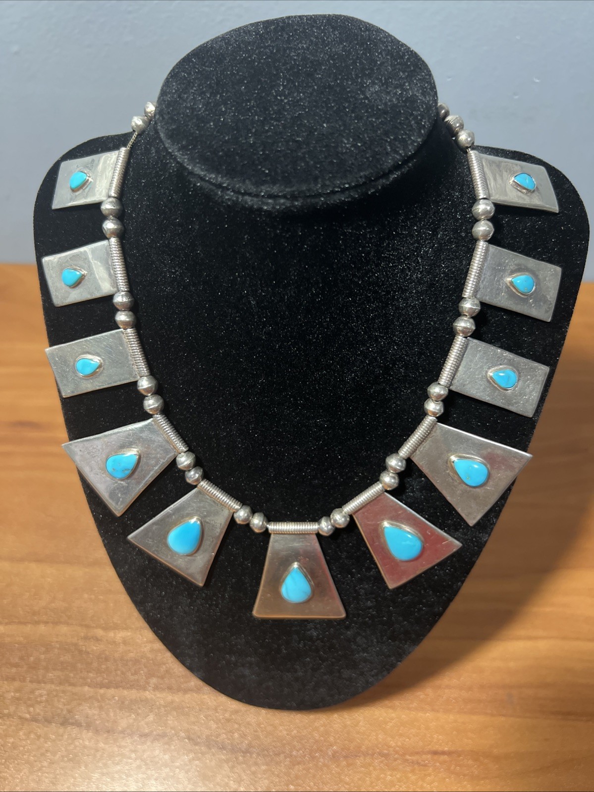 Vintage Sterling Silver Turquoise Dramatic Station Cleopatra Collar Necklace