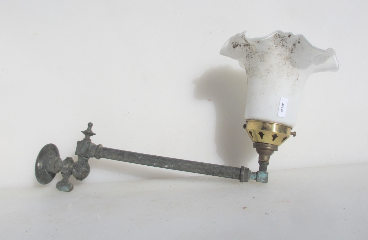 Victorian Brass Gas Wall Light Sconce Lamp Antique Old Art Nouveau Fluted Shade
