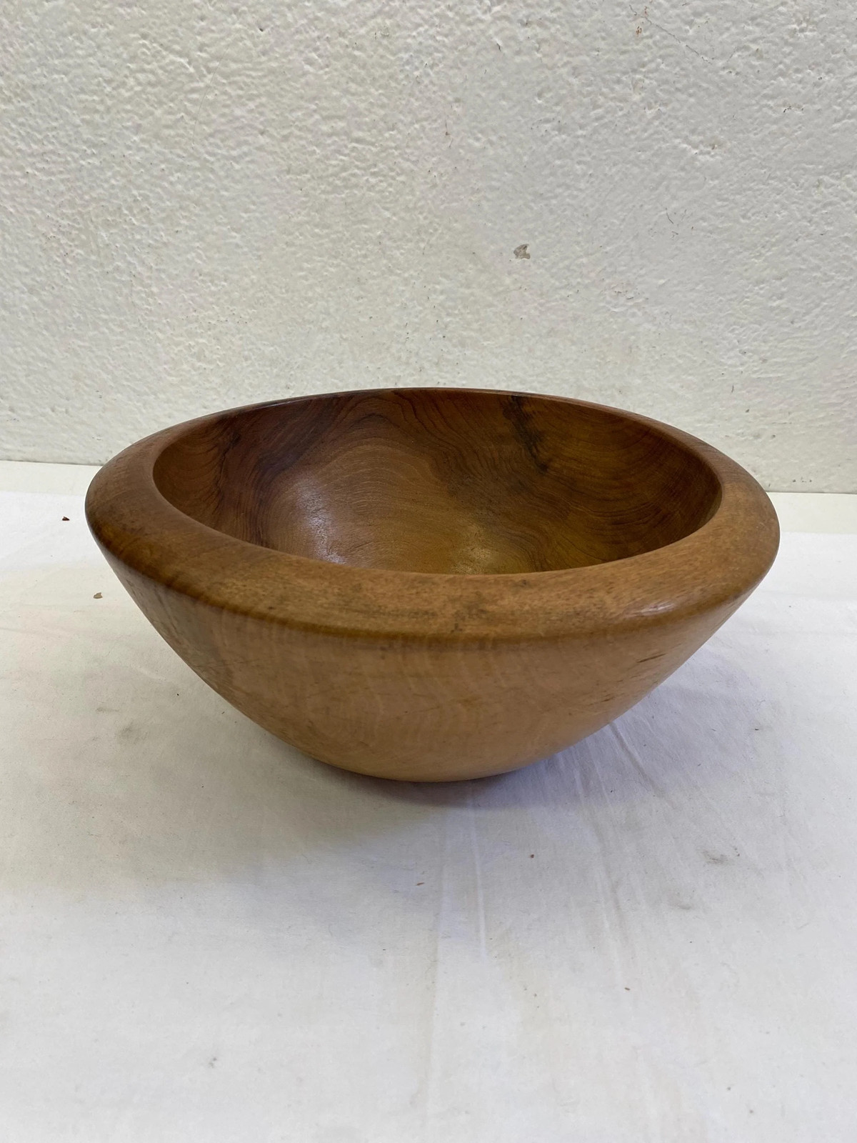 Large Handcrafted Wooden Bowl - Rustic Bowl for Decoration and Kitchen