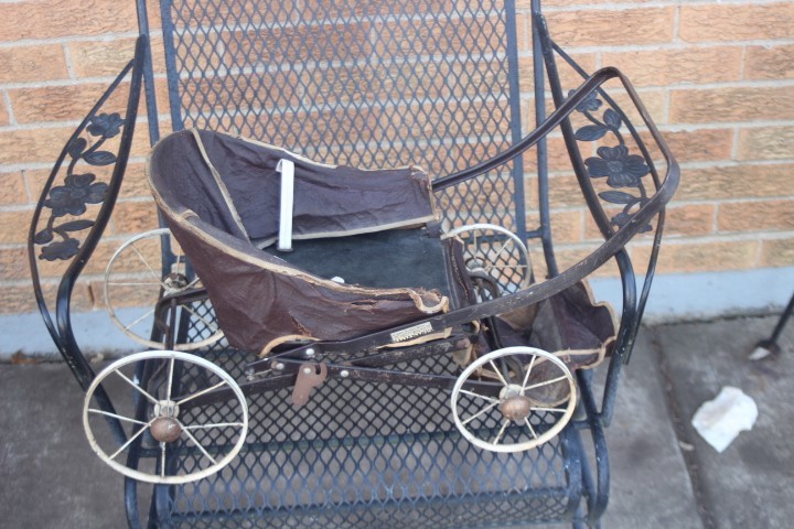 Vintage PLAYTIME Baby/Toy Foldable Stroller