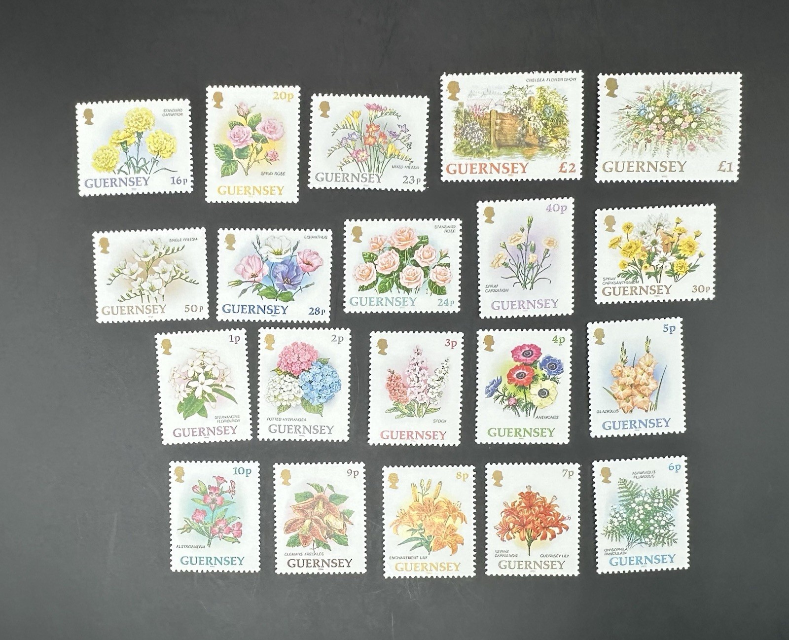 GUERNSEY 1992 - 1997 MNH DEFINITIVES FLOWERS SET OF 20 VALUES 1p - £3