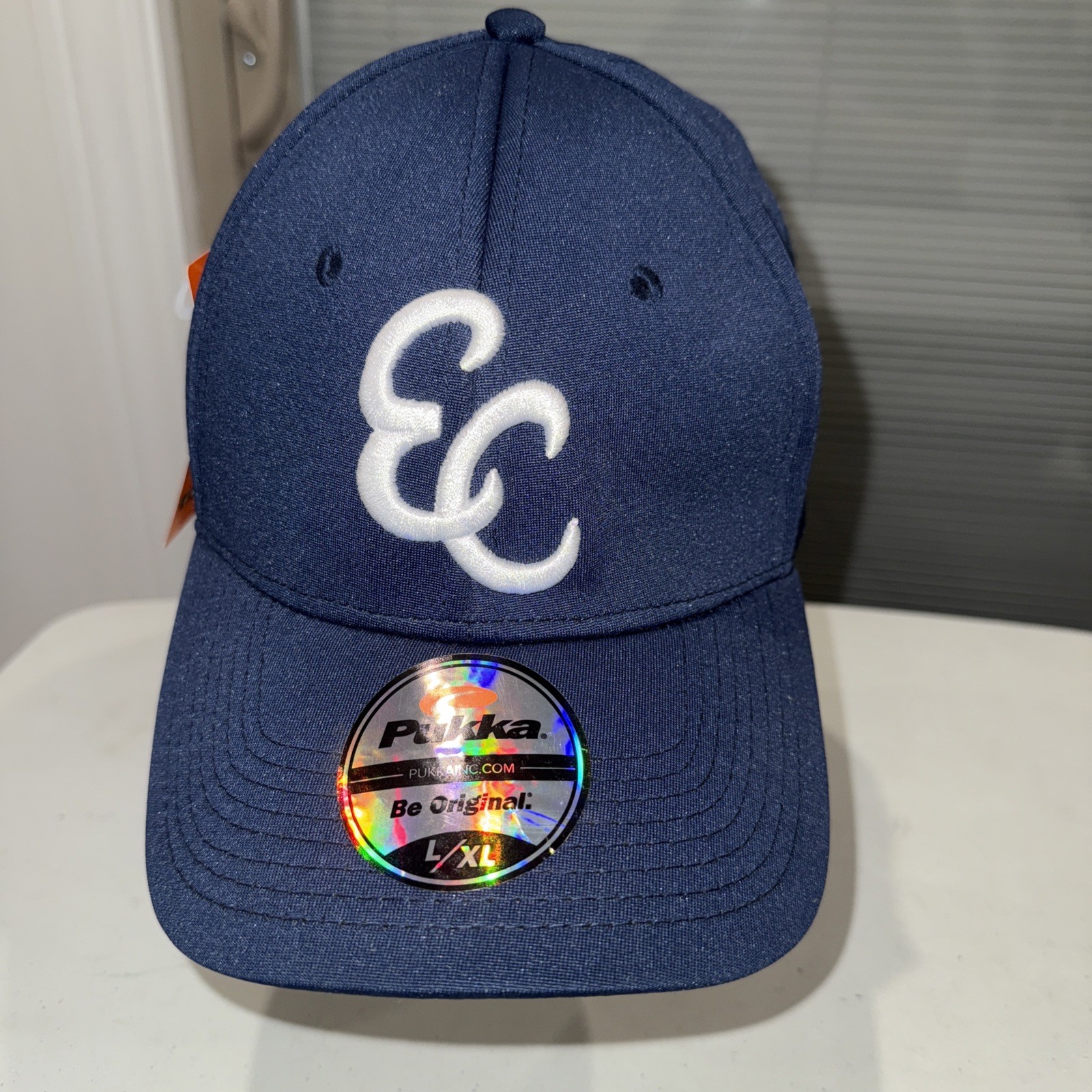 E C interlocked white on Navy Pukka Hat Cap A-Flex L/XL American Flag on backNWT