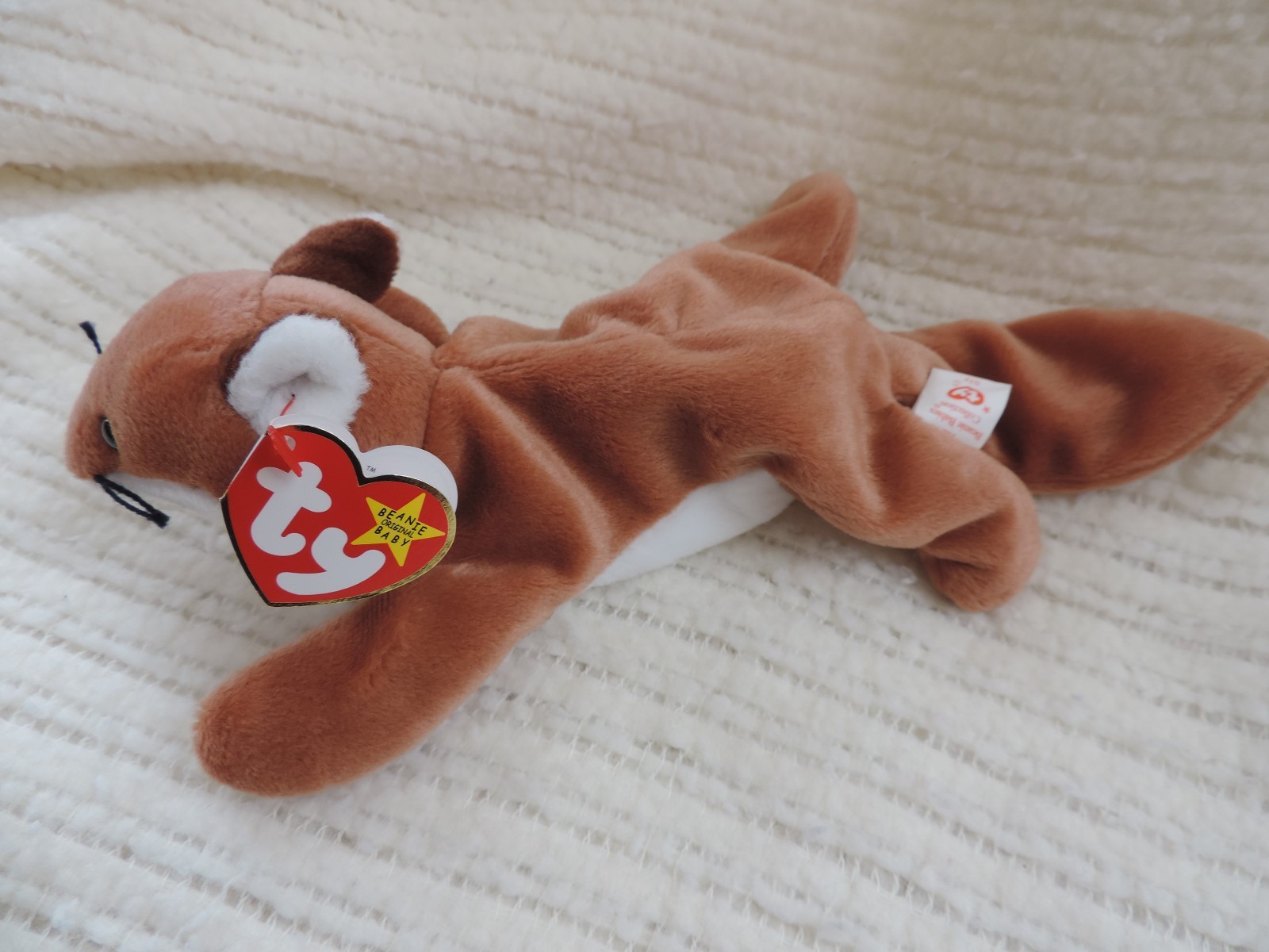 New Ty Beanie Babies Sly the fox Retired