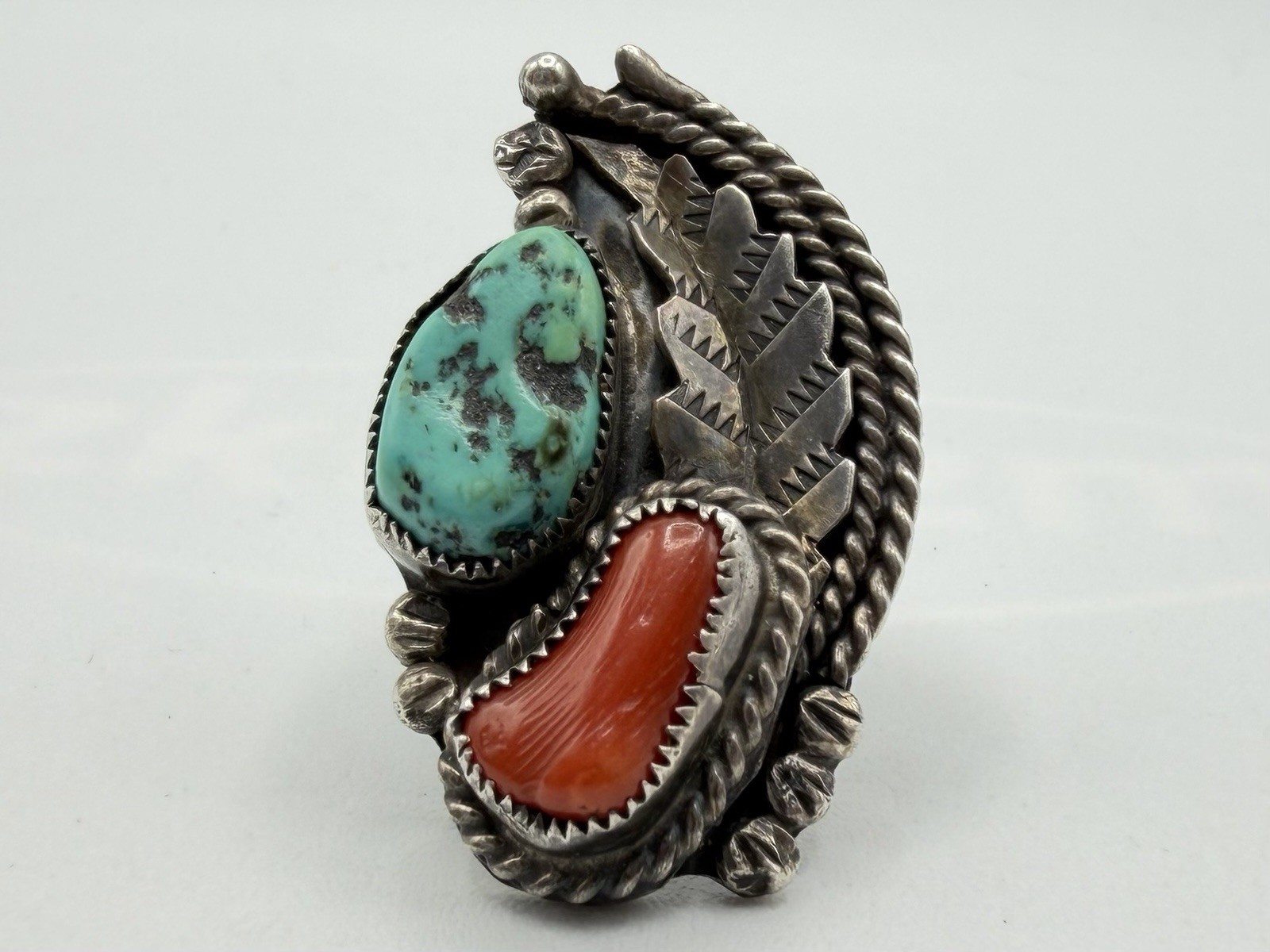 Vintage Handmade Turquoise Sterling Silver Navajo Ring Sz 5