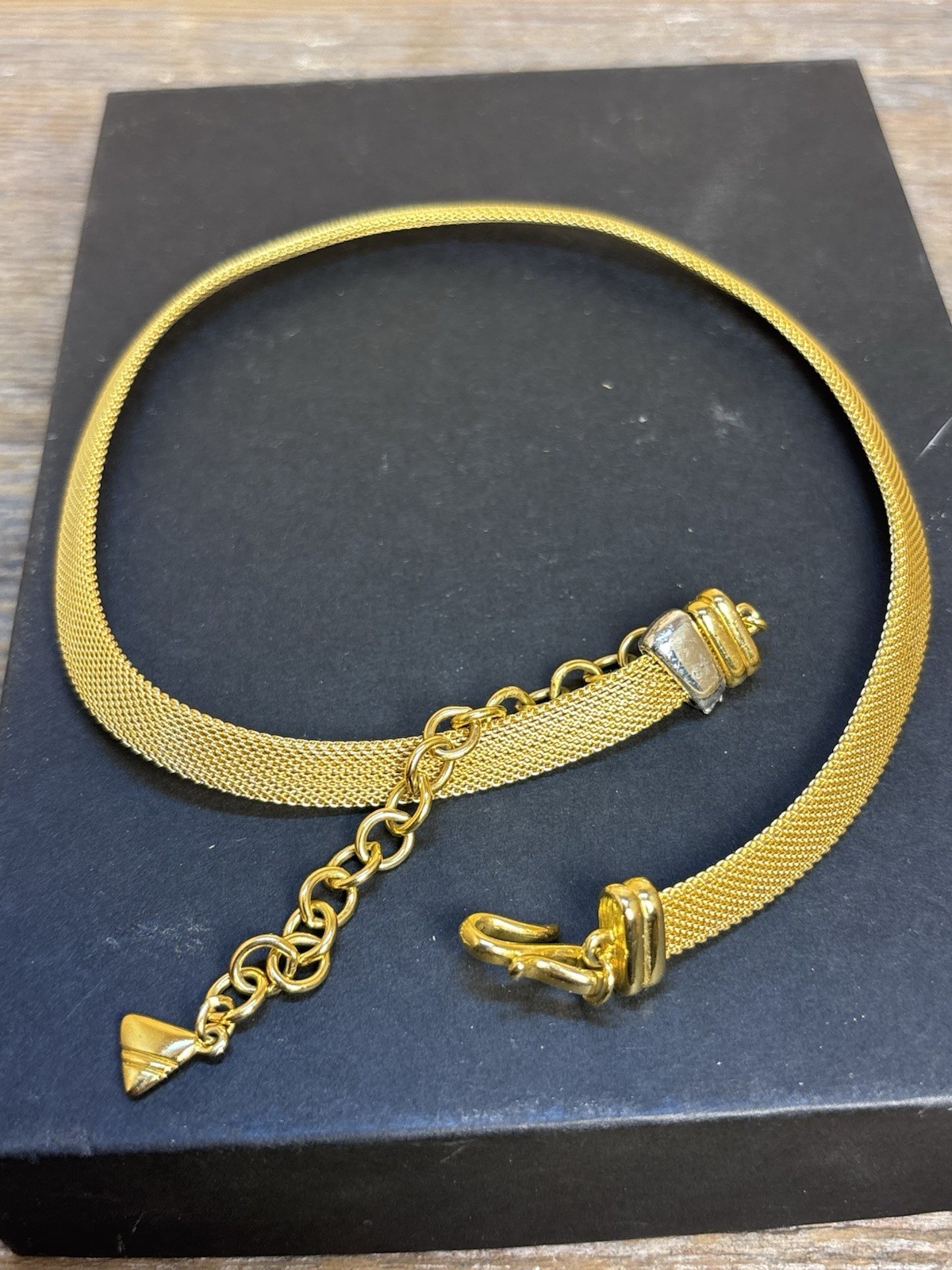 Vintage Gold Tone Chunky 19.5”Long Mesh Choker Necklace w/ Oval Link Chain~LCI