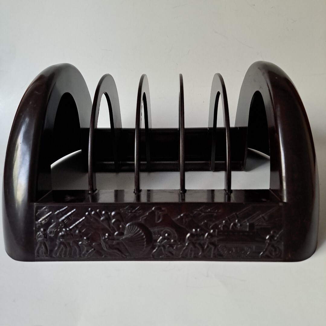 VTG Bakelite Book Album Shelf Holder WWII Embossed Military Battle Scenes 587gr