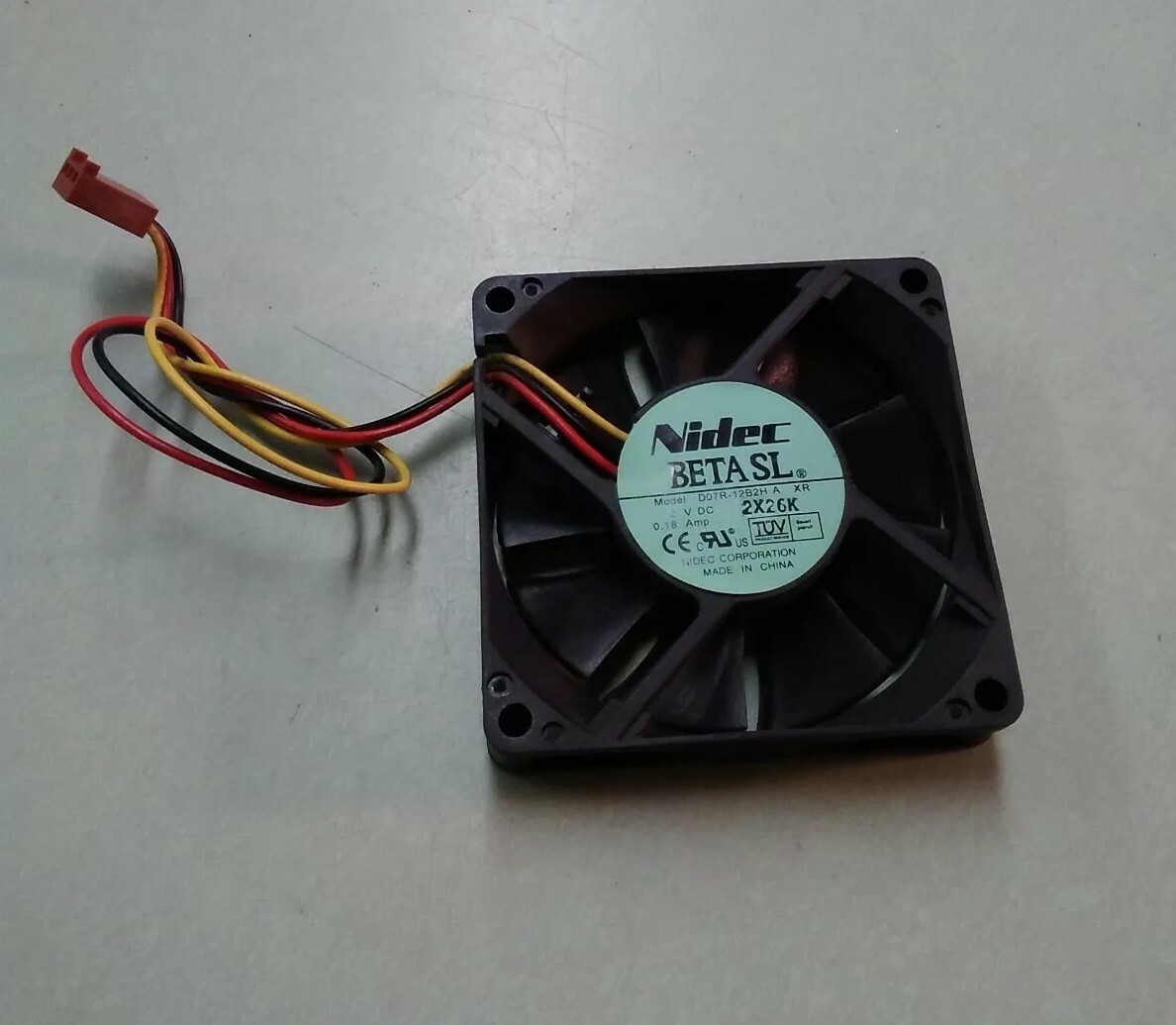 NIDEC BETA SL D07R-12B2H A 12V 0.18 AMP