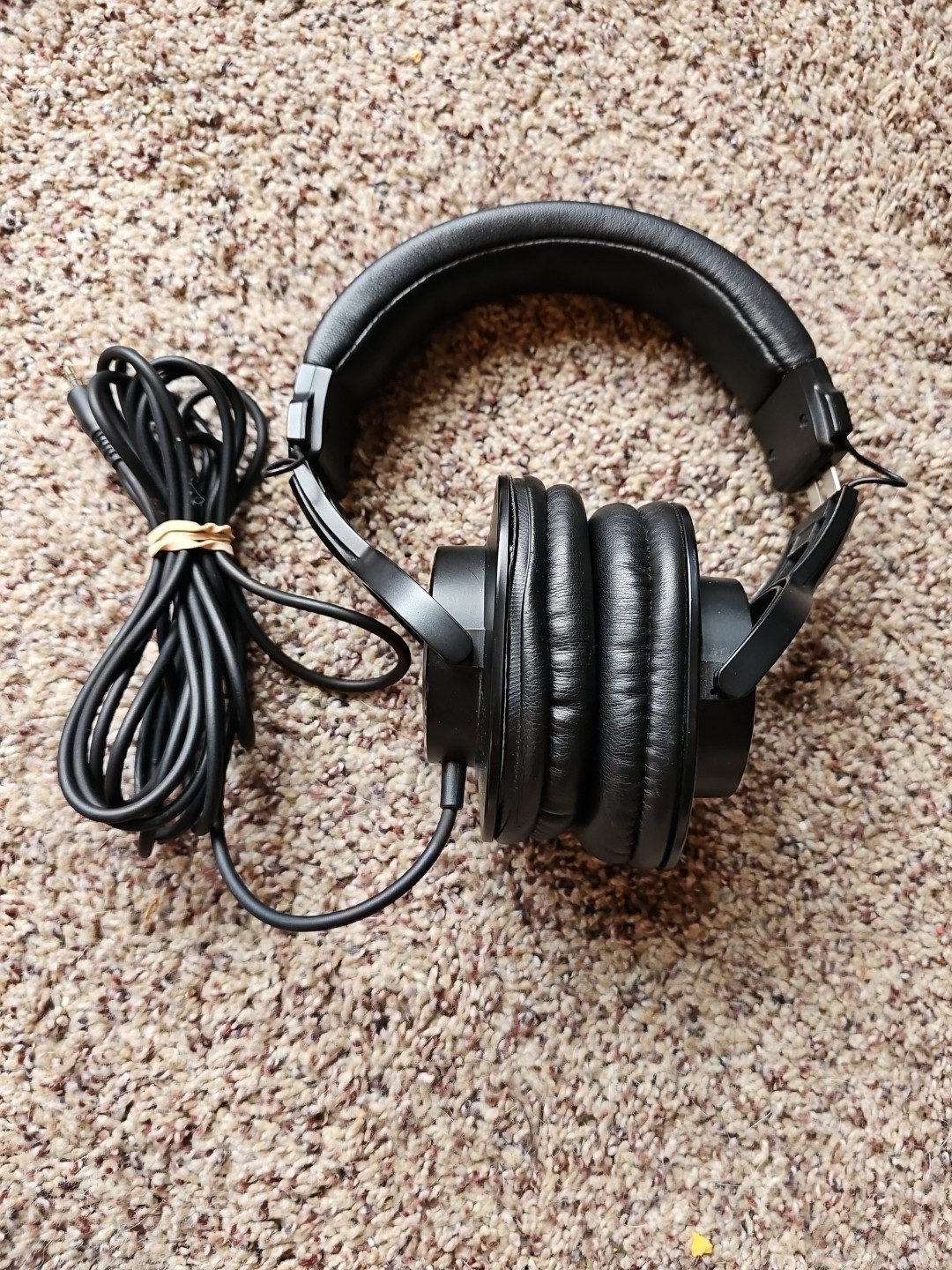 Audio-Technica Headphones - Black (ATH-M20X)