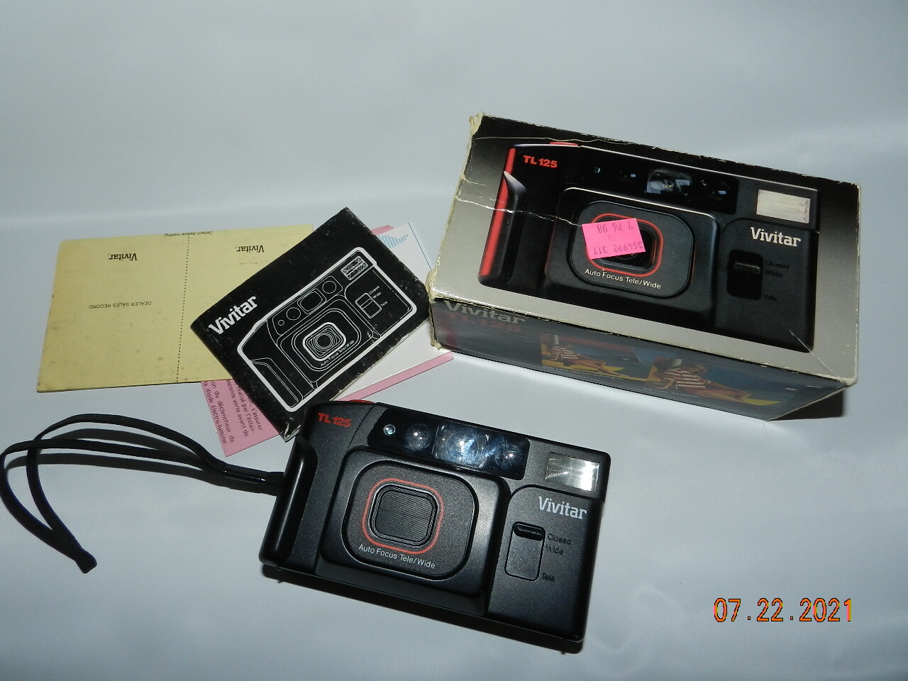 Vivitar TL125 35mm Camera With Box and Instruction manual 