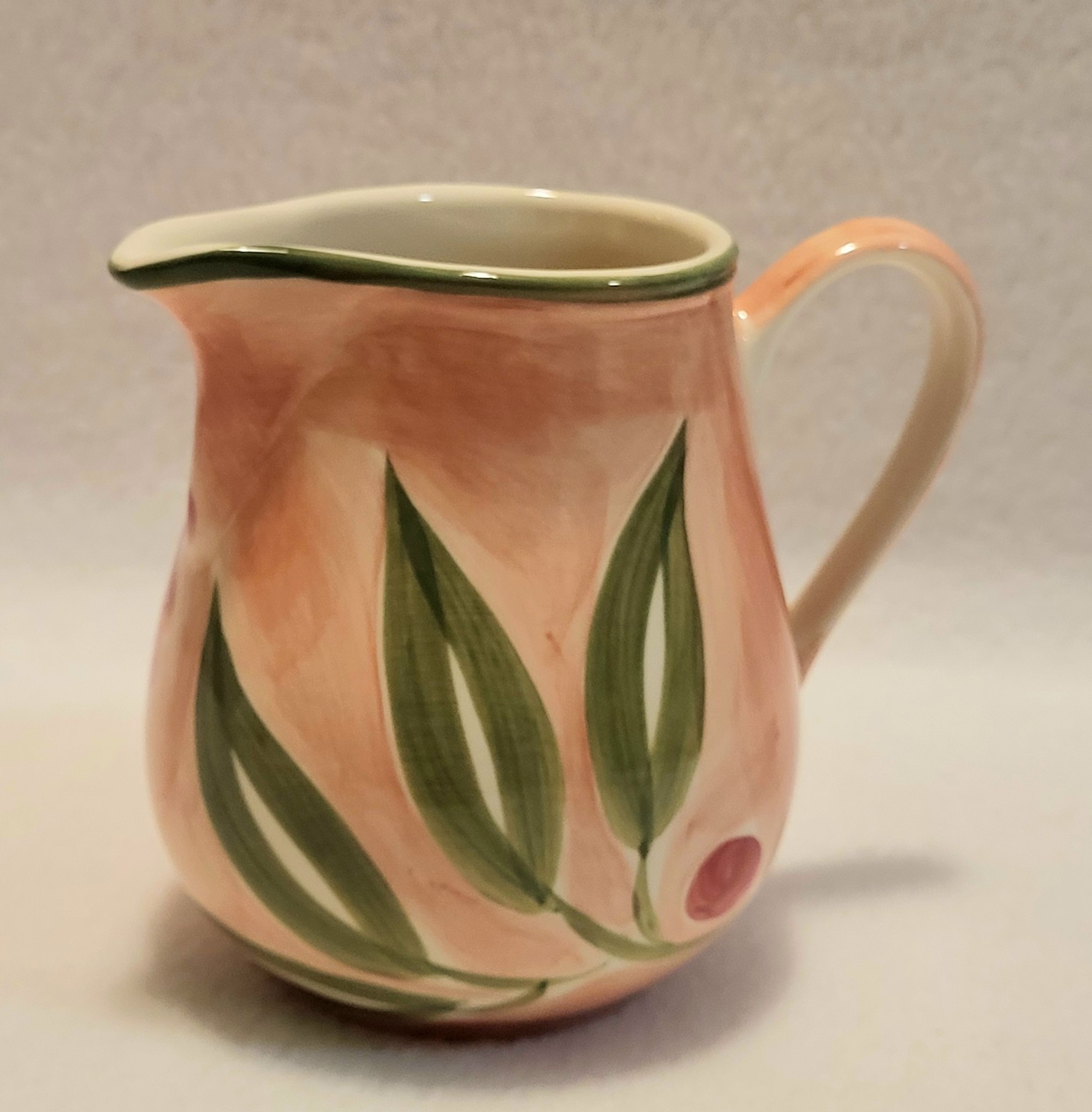 April Cornell ACU7 Creamer 8 oz Pink Green Floral Cottagecore Discontinued