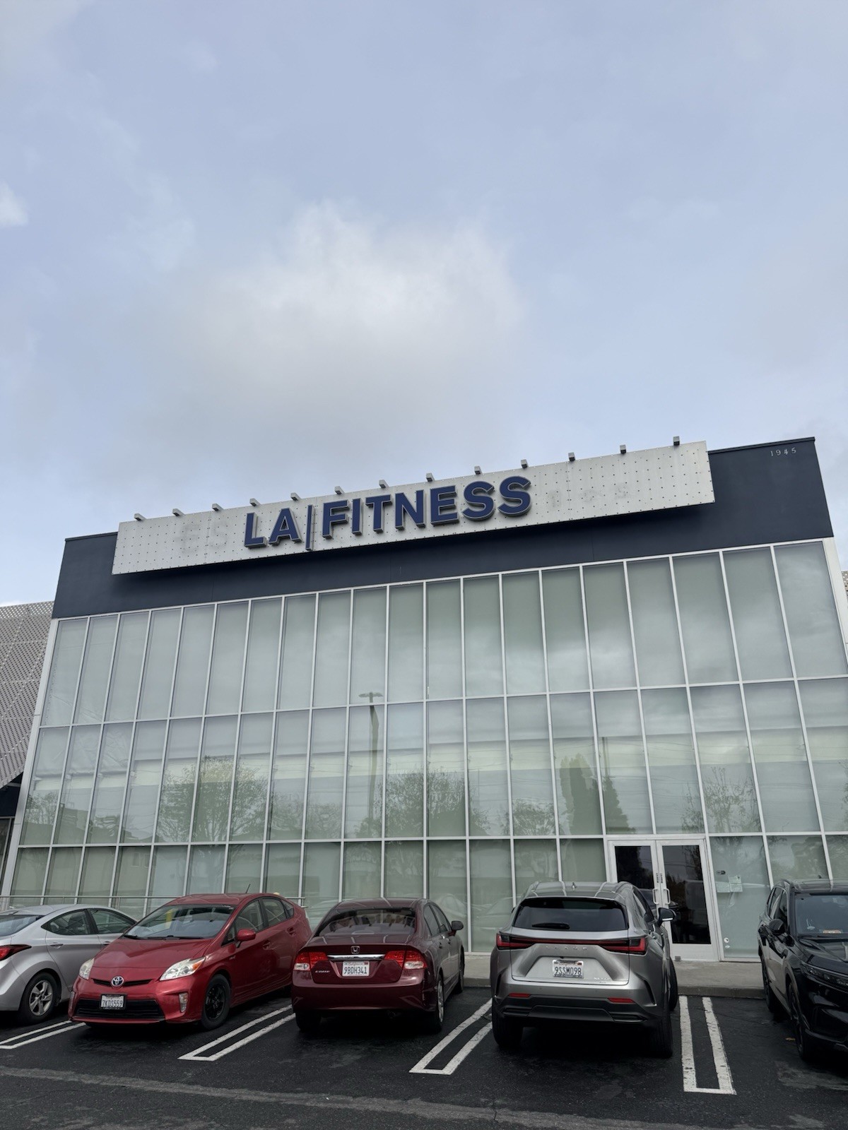 LA Fitness Gym Facility with Cardio, Strength Equipment, Punching Bags, Pool