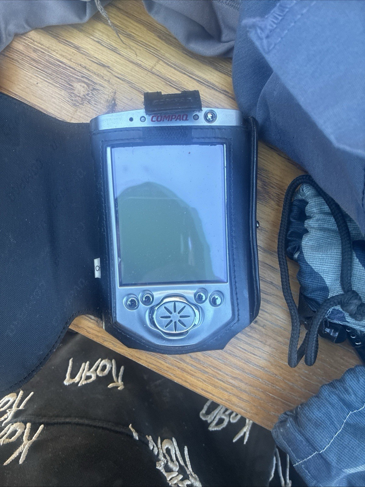 Compaq iPAQ H3600 Series Silver Handheld 3.8" Touchscreen Display Pocket PC PDA