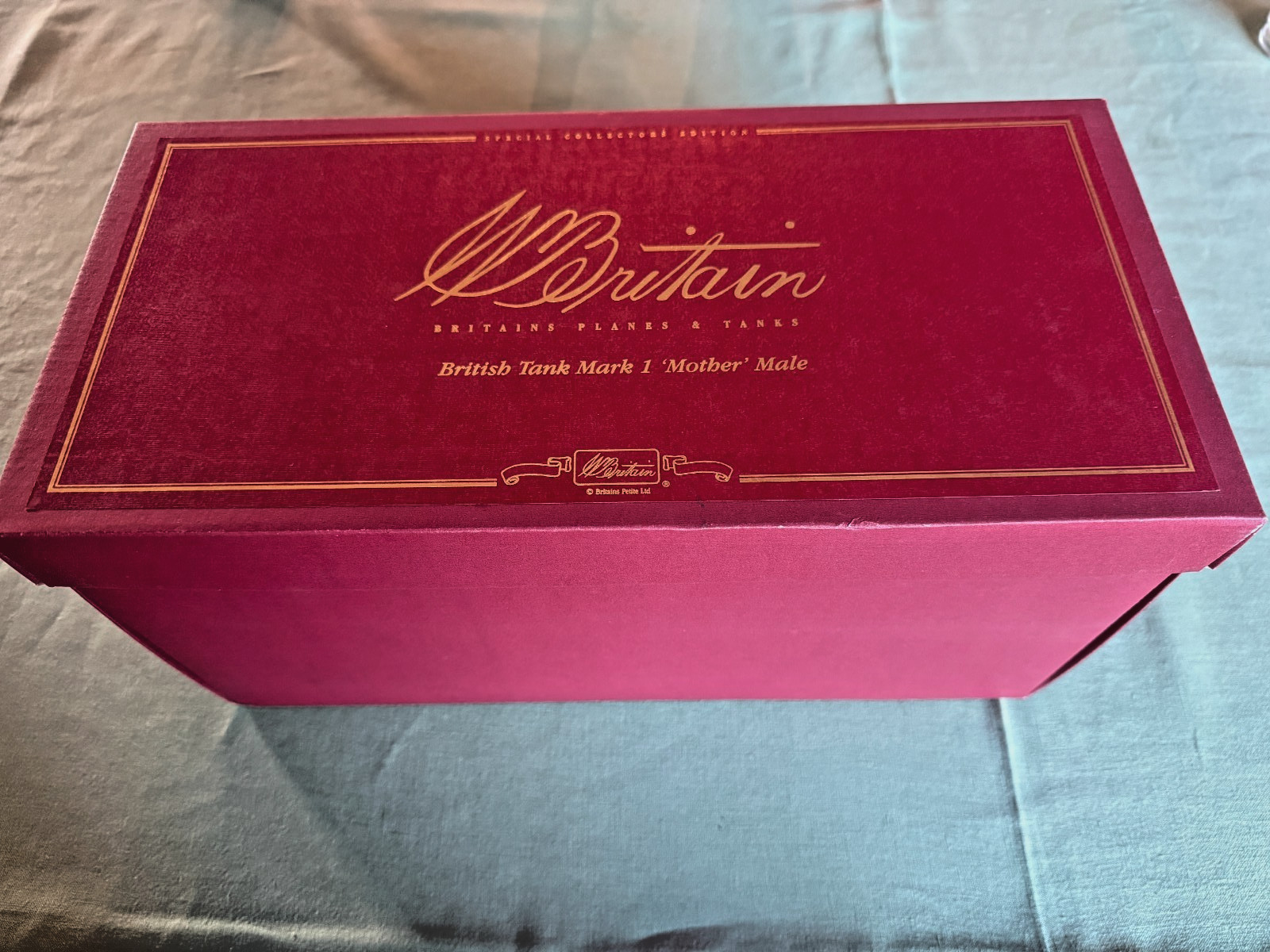 Vintage BRITAINS  British Tank Mark 1 Mother Male Boxed 08946